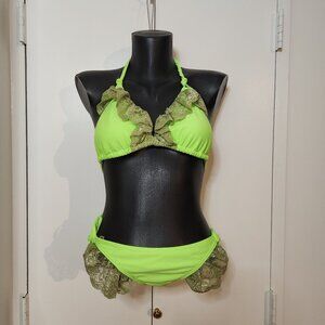 Anemone 2 piece lime green ruffled lace bikini size Medium
